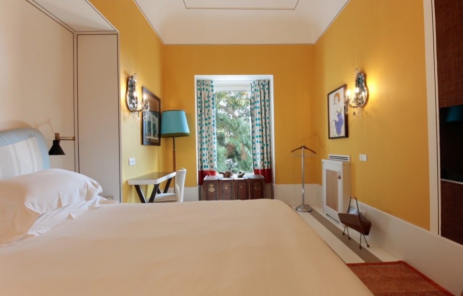 Capri Tiberio Palace Hotel - Superior room - Luxurious bedrooms and ...